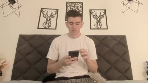 mikael online show from 12, 3, 2025