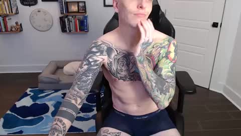 MikahisHung online show from 11, 12, 2024