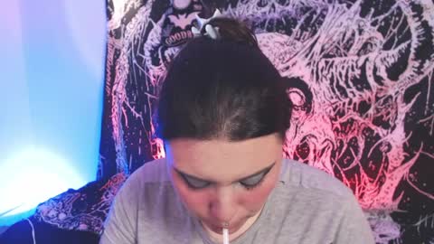 Mika online show from 3, 4, 2026