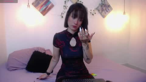 mikaza online show from 28, 4, 2026