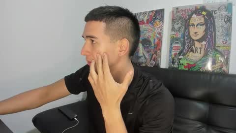 Snapshot of mike3xxx chatting on 18, 9, 2025 mike3xxx online show from 18, 9, 2025