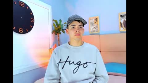 Mike 0233 online show from 14, 1, 2025