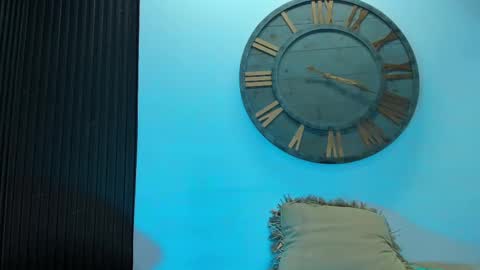 Mike 0233 online show from 15, 2, 2025