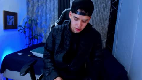 Mike 0233 online show from 28, 9, 2025