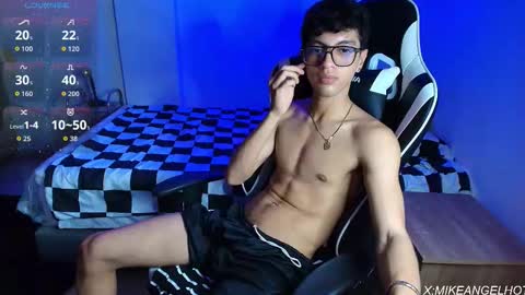 Mike Pineapple online show from 20, 2, 2026