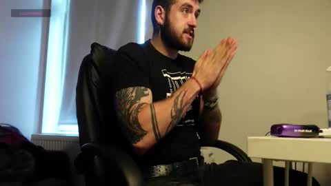 MIKE PLATANO online show from 29, 9, 2025