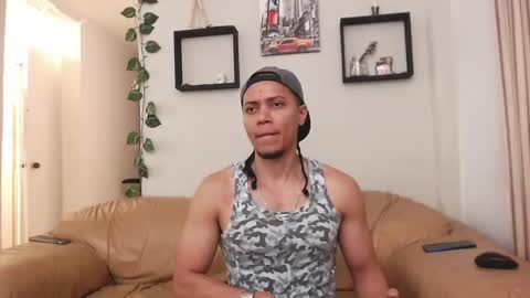 Snapshot of mike_rolly chatting on 25, 2, 2025 Enrique Rolly online show from 25, 2, 2025