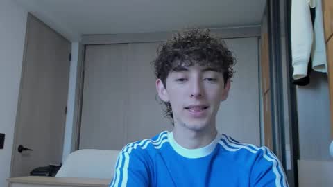 Snapshot of mikebelf4 chatting on 23, 9, 2025 Mikebelf4 online show from 23, 9, 2025