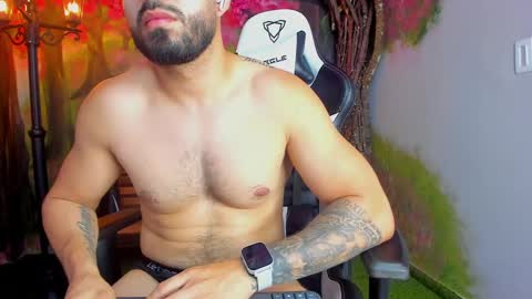 Snapshot of mikeblare chatting on 25, 1, 2025 Mike Blare online show from 25, 1, 2025