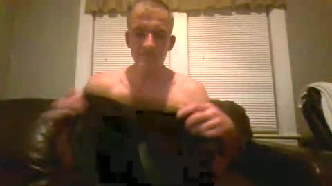 Snapshot of mikemacdonjr chatting on 4, 12, 2025 mikemacdonjr online show from 4, 12, 2025