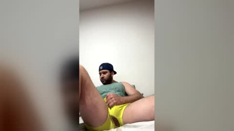 Snapshot of mikeolgen chatting on 29, 3, 2026 mikeolgen online show from 29, 3, 2026