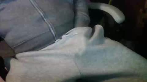 Snapshot of mikeoxnard141 chatting on 2, 2, 2026 mikeoxnard141 online show from 2, 2, 2026