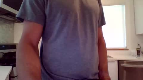 Snapshot of mikeps23 chatting on 9, 6, 2026 mikeps23 online show from 9, 6, 2026