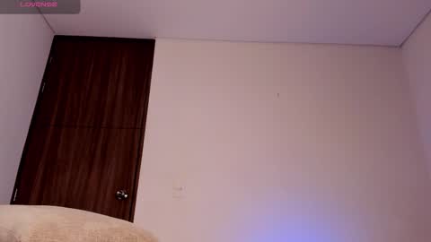 Snapshot of mikesantoss1 chatting on 31, 10, 2025 Mike online show from 31, 10, 2025