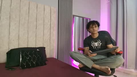 mikey_banji online show from 10, 9, 2025