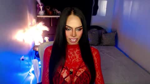 Mistress MikeyAlawi online show from 13, 3, 2026