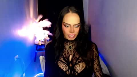 Snapshot of mikeyalawi03 chatting on 28, 5, 2026 Mistress MikeyAlawi online show from 28, 5, 2026