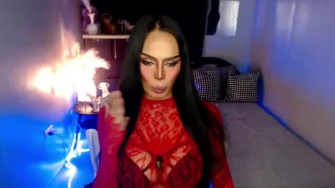 Snapshot of mikeyalawi03 chatting on 7, 6, 2026 Mistress MikeyAlawi online show from 7, 6, 2026