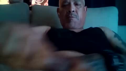 mikeyballer52 online show from 8, 12, 2024