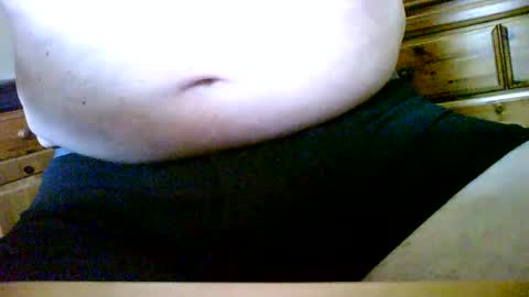 Snapshot of mikeybed chatting on 24, 6, 2026 mikeybed online show from 24, 6, 2026
