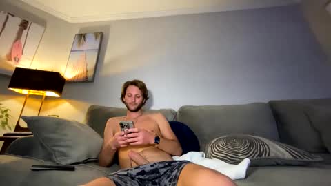 mikeywhite123 online show from 3, 1, 2025