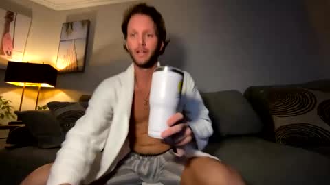 mikeywhite123 online show from 3, 1, 2025