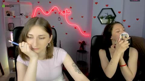 Snapshot of miki_nikki chatting on 19, 5, 2026 Miki online show from 19, 5, 2026
