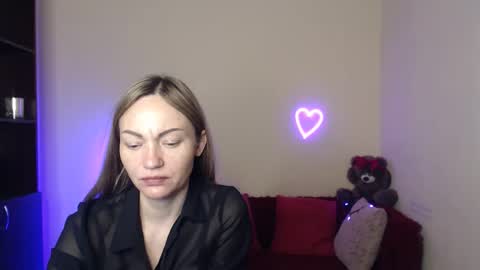 Snapshot of mikkey_mouse8 chatting on 15, 5, 2026 Adalina online show from 15, 5, 2026