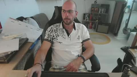mikmik91 online show from 18, 6, 2026