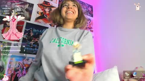   miku katsuragi  online show from 19, 1, 2025