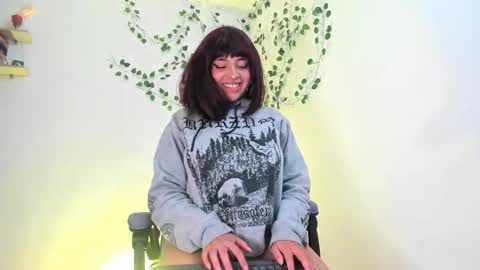   miku katsuragi  online show from 16, 2, 2025