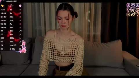 Snapshot of mil_kiss chatting on 12, 11, 2025 Milkiss online show from 12, 11, 2025