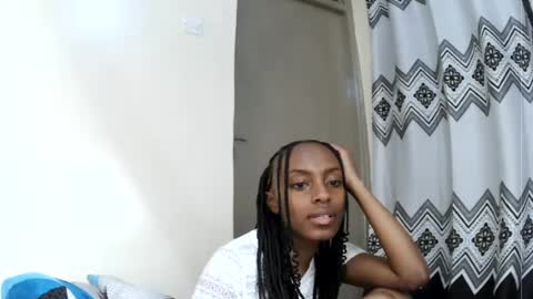 Snapshot of mil_milon chatting on 30, 6, 2026 Milo online show from 30, 6, 2026
