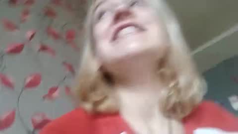 Snapshot of mila_420 chatting on 12, 10, 2025 Mila 420 online show from 12, 10, 2025