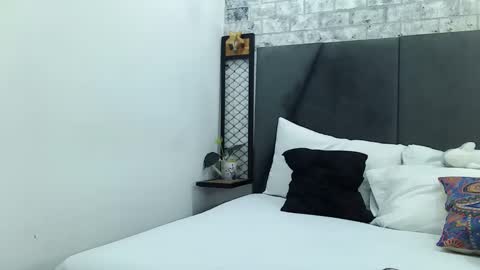 mila_adamss online show from 27, 1, 2025