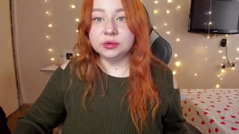 Snapshot of mila_foxxxy chatting on 4, 3, 2025 Mila shy sensual person online show from 4, 3, 2025