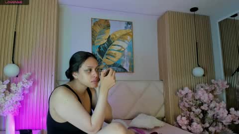 Snapshot of mila_hank chatting on 28, 5, 2026 mila_hank online show from 28, 5, 2026