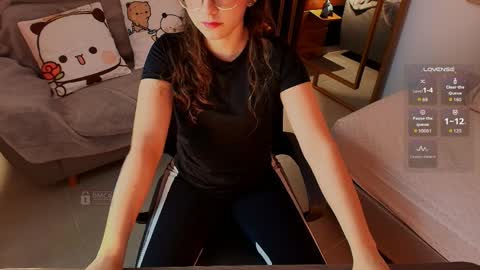 Snapshot of mila_kiitty chatting on 9, 4, 2026 Milena online show from 9, 4, 2026