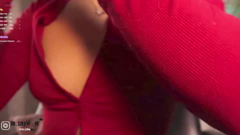 Snapshot of mila_snoow chatting on 6, 10, 2025 M I L A online show from 6, 10, 2025