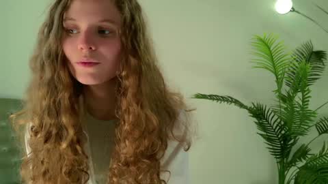 Mila online show from 3, 5, 2026