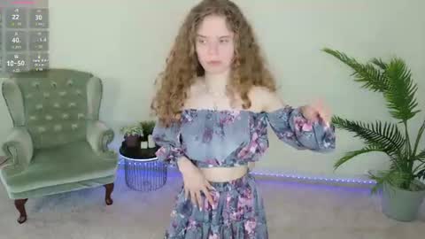 Snapshot of mila_stain chatting on 12, 6, 2026 Mila online show from 12, 6, 2026