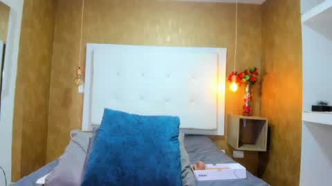          online show from 11, 4, 2026