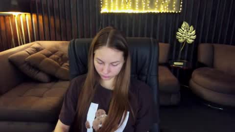 Milla online show from 8, 7, 2026