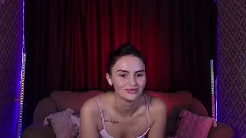 Snapshot of milaasweety chatting on 28, 7, 2026 Mila online show from 28, 7, 2026
