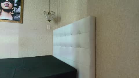 miladiosa online show from 29, 10, 2025