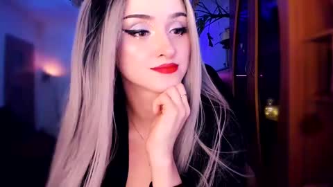 Snapshot of miladyjolie chatting on 9, 1, 2025 MiladyJolie online show from 9, 1, 2025