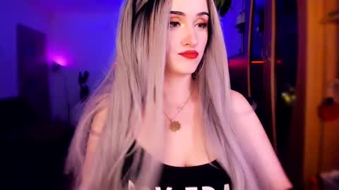 Snapshot of miladyjolie chatting on 17, 1, 2025 MiladyJolie online show from 17, 1, 2025