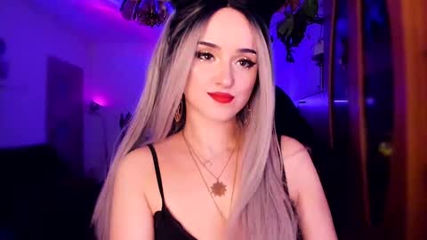 Snapshot of miladyjolie chatting on 22, 1, 2025 MiladyJolie online show from 22, 1, 2025