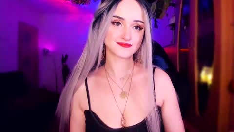 Snapshot of miladyjolie chatting on 5, 2, 2025 MiladyJolie online show from 5, 2, 2025