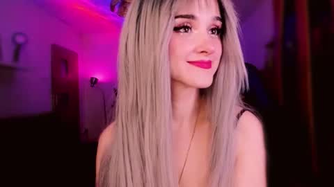 MiladyJolie online show from 5, 3, 2026